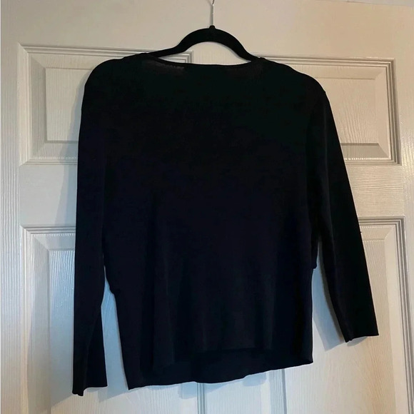 Sandra Darren layered top with beading. Size 8 - Picture 6 of 7